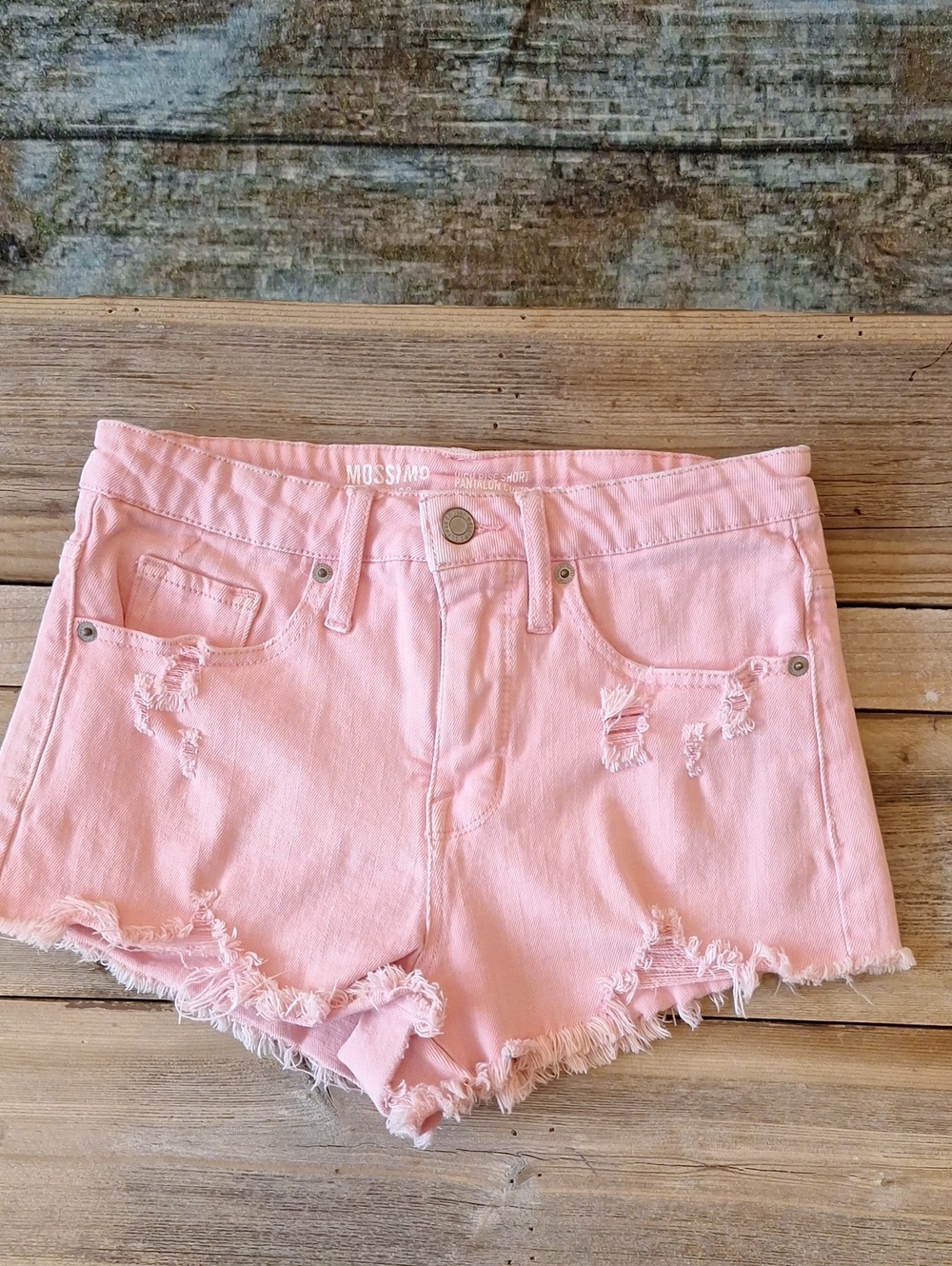 🔥🔥CLEARANCE Mossimo Supply Co. Blush Pink Distressed Denim Shorts Size 4